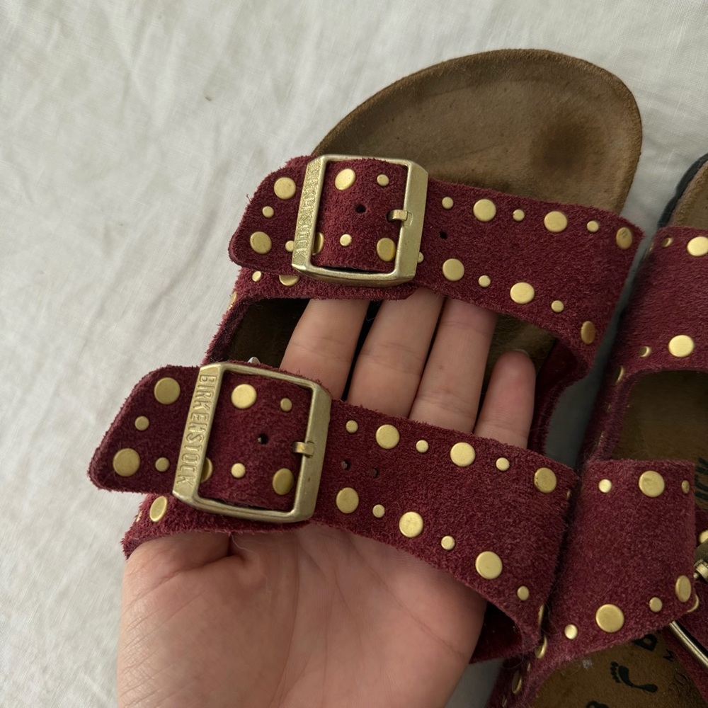 Birkenstock Burgundy Suede Double Strap Arizona Sandals w Gold Hardware - Picture 3 of 3